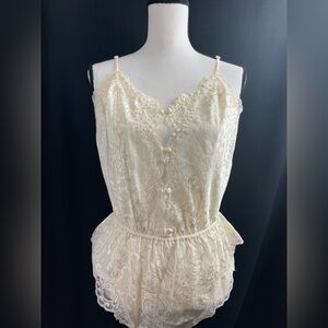 Vintage Delicates Light Yellow Floral Camisole In A Size Medium